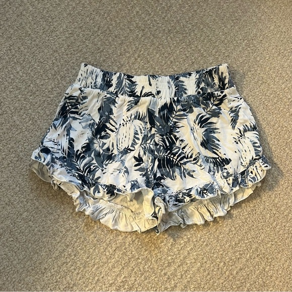 NWT Flowers by Zoe Shorts - Picture 3 of 5